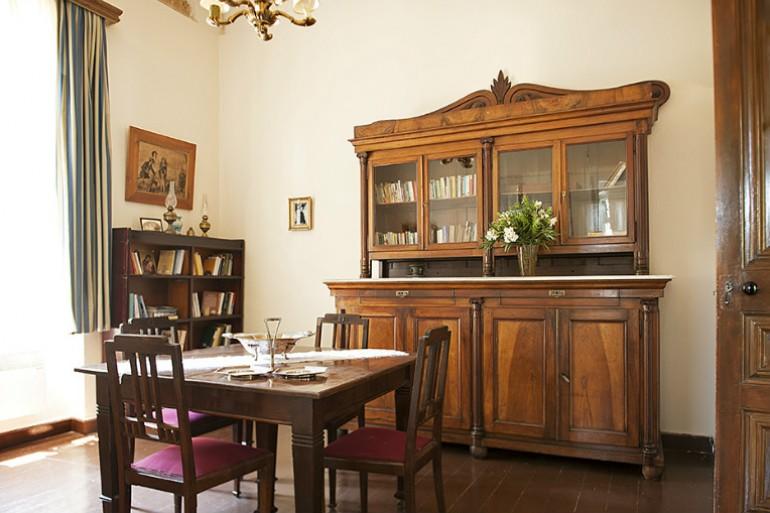 Ermioni Estate, reading corner