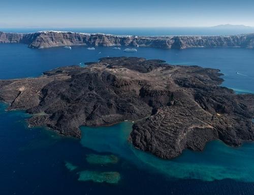 The endless blue and fascinating gold of Santorini